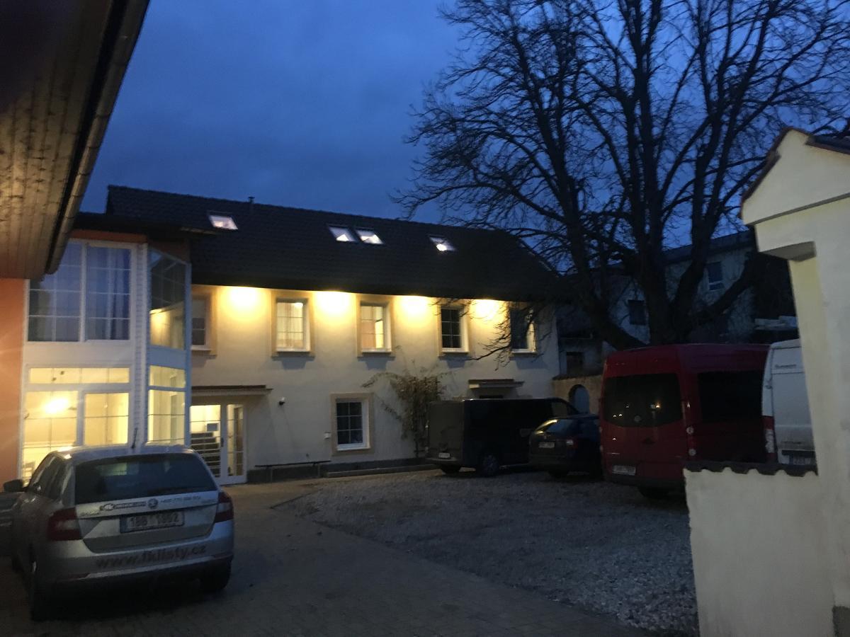 Penzion Vedomice Eksteriør billede